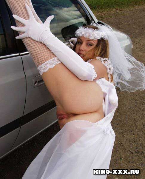 гимнастка невеста показывает киску